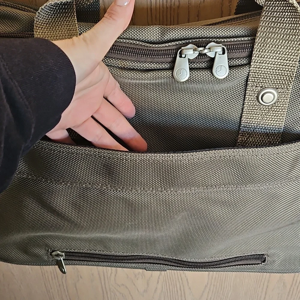 Briggs And Riley Stylish Tan Men's Bag